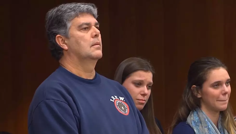 Father Who Rushed Nassar In Court Has Lots Of Support On GoFundMe