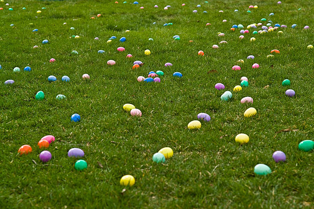 Hunt For Easter Eggs On The Capitol Lawn In Lansing