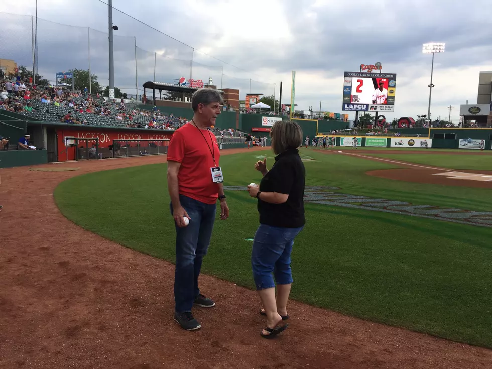 Banana & Stephanie Pitch For The Lansing Lugnuts