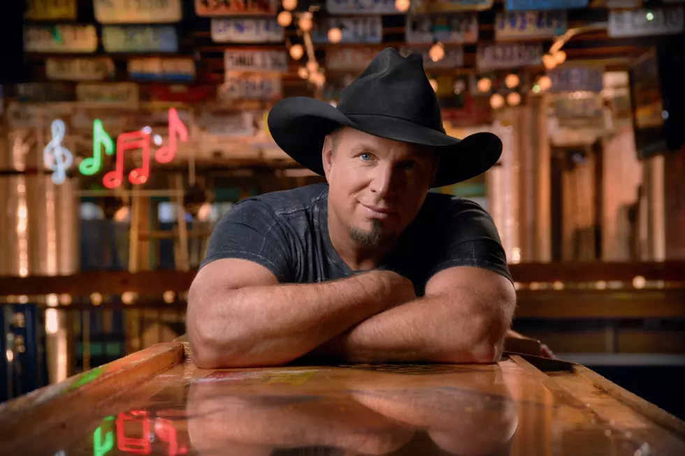 Here’s How You Can Buy Your Tickets For Garth In Detroit!