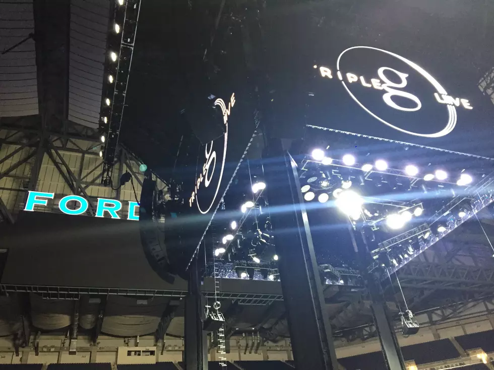 [Photos] The Garth Brooks Ford Field Soundcheck