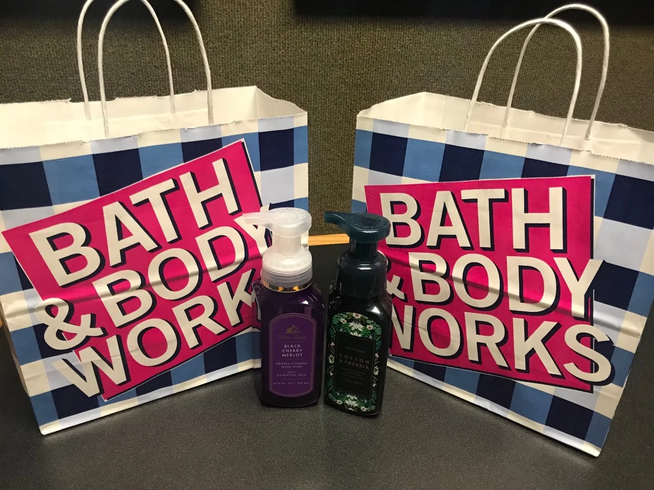 bath and body works paper bag