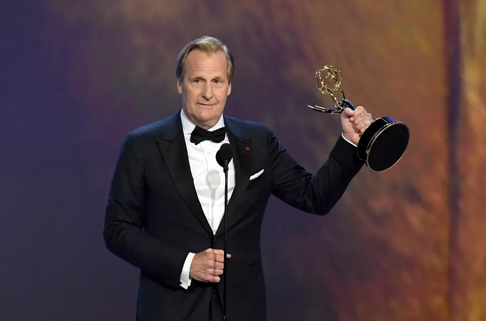Jeff Daniels is Hosting An Unplugged Concert on Monday