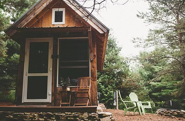Would You Spend a Weekend in This Tiny House in Charlevoix?