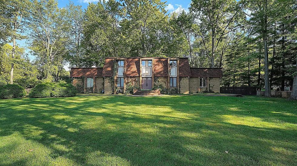 This House For Sale in Ohio is the Ohio-est Thing We've Ever Seen
