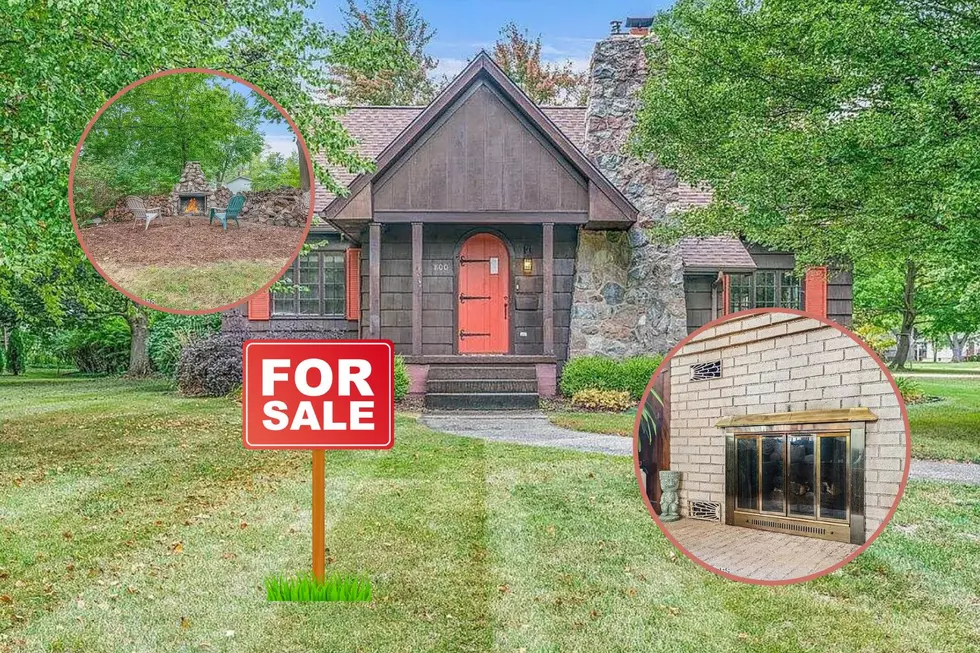 Gorgeous, Updated Cabin For Sale in St Johns, Michigan