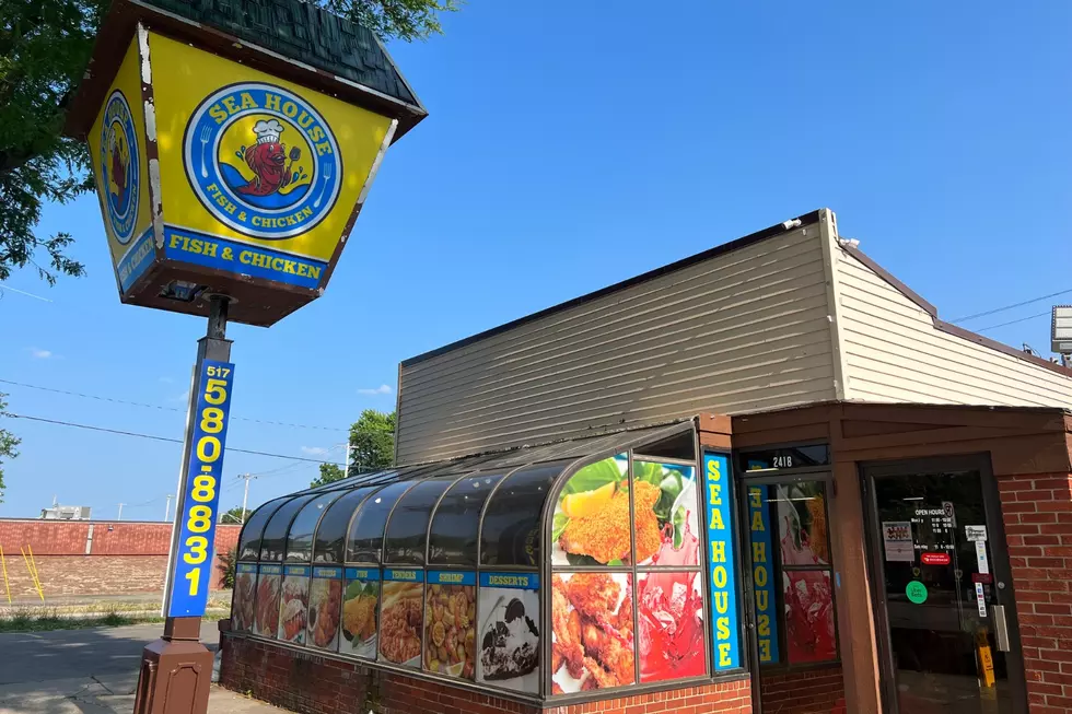 Sea House Fish & Chicken in Lansing. (Photo via JR, Townsquare Media Lansing)