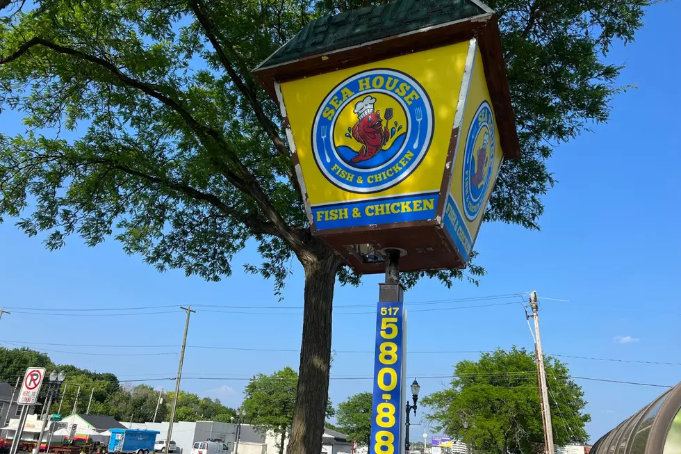 Sea House Fish & Chicken in Lansing. (Photo via JR, Townsquare Media Lansing)