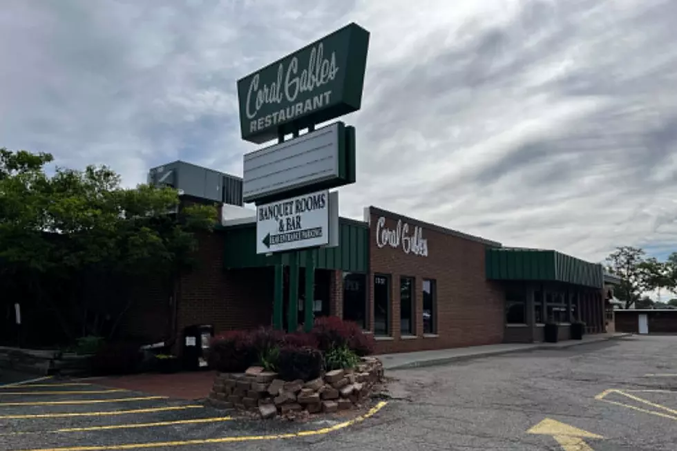 East Lansing’s Coral Gables Overwhelmed by Support as Final Days Approach