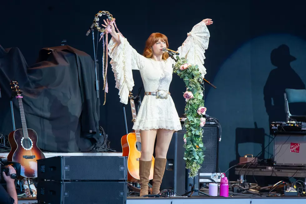 Georgia's Willow Avalon opened the Brooks & Dunn tour stop in Grand Rapids (Photo via John Reasoner)