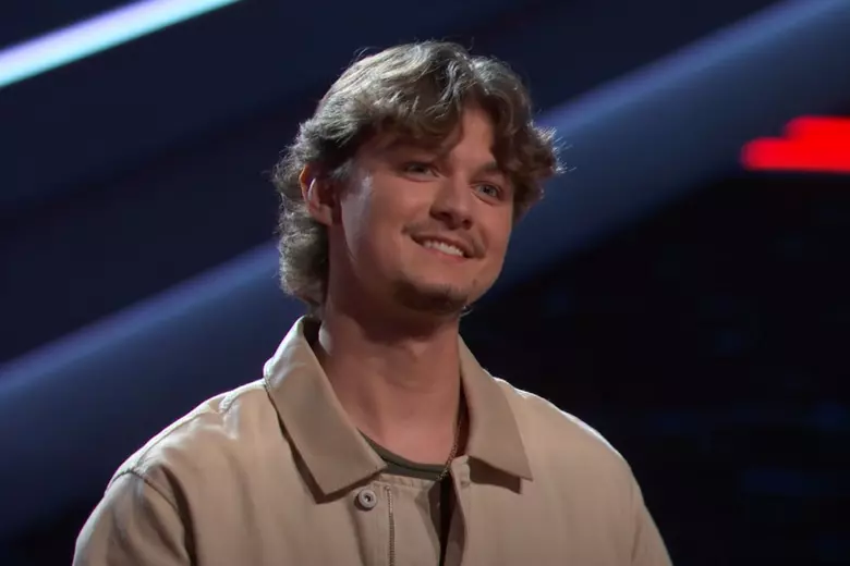 MSU Student Evan James Joins Team Adam on 'The Voice'