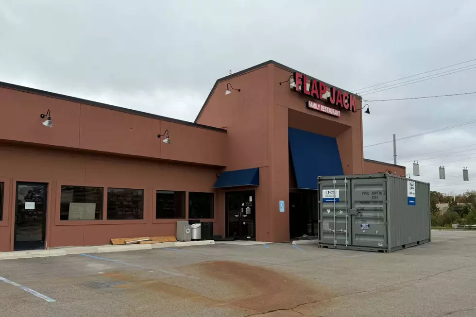 What’s Going on With Flap Jack Shack in Lansing? I Stopped by to Find Out
