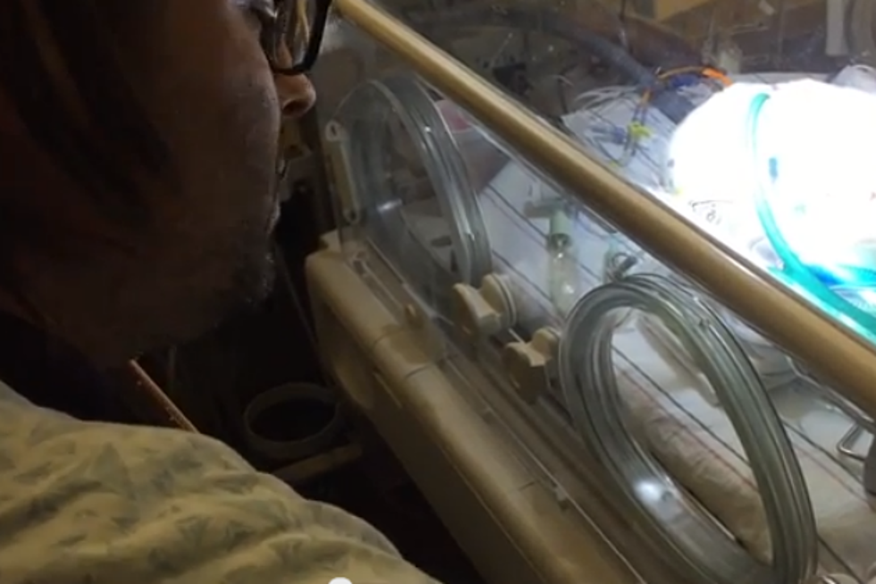 Father Sings to Dying Son… Beautiful [VIDEO]