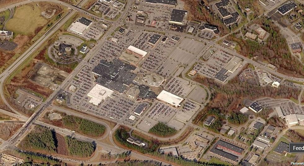 You will Not Believe your Eyes when you see this picture of Maine Mall being Built [PHOTOS &#038; POLL]