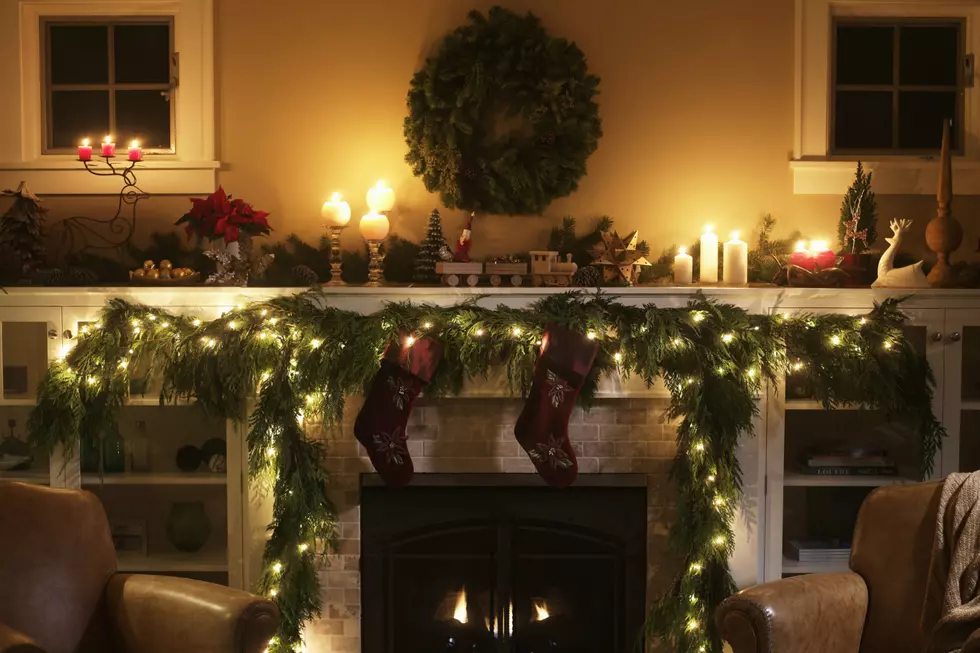 Show Us Your Christmas Decorations And You Could Win A Tablet
