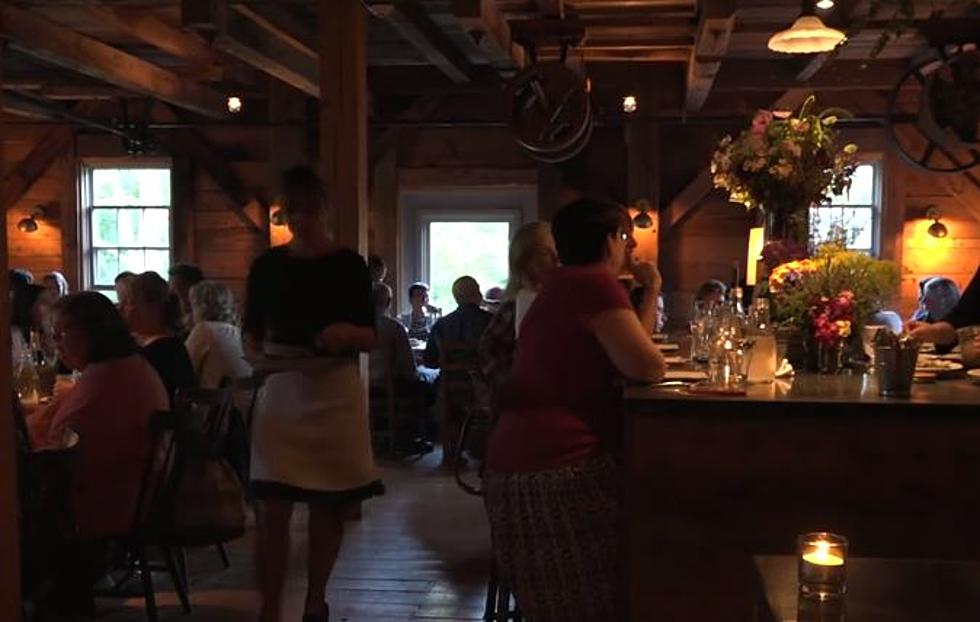 It’s Almost Impossible To Get A Reservation At This Maine Restaurant, But We Found A Way