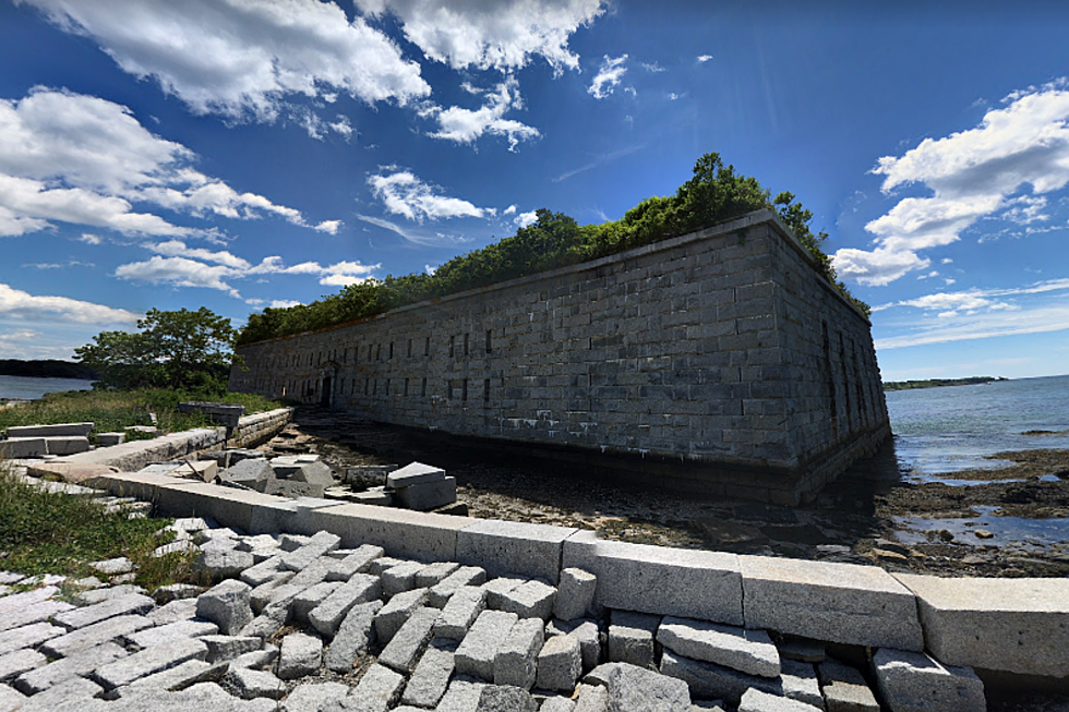 A Developer Wants to Build a Restaurant in Fort Gorges