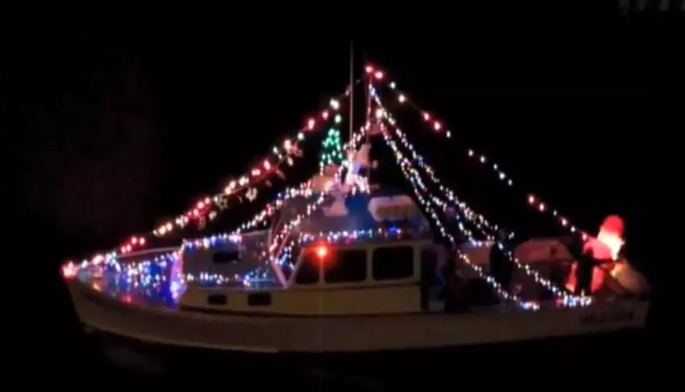 Catch A Christmas Boat Parade In Boothbay Harbor This Weekend