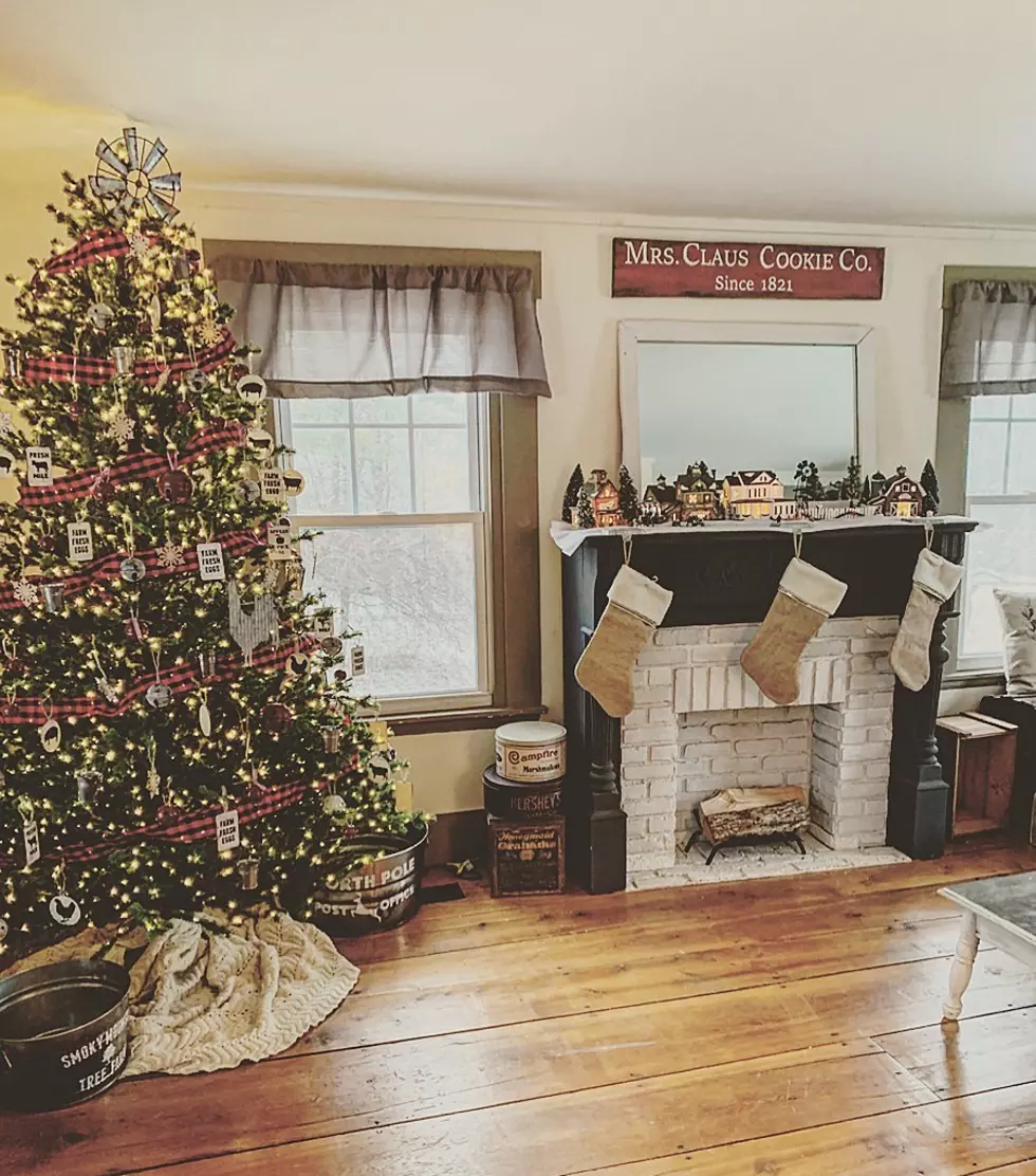 Some Of Our Favorite Christmas Decorations Entries So Far