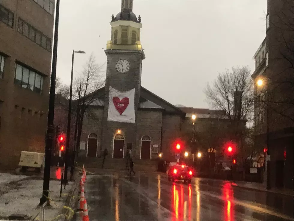 Valentine&#8217;s Day Bandit Strikes Downtown Portland To Remind Us Of Important Historical Occasion