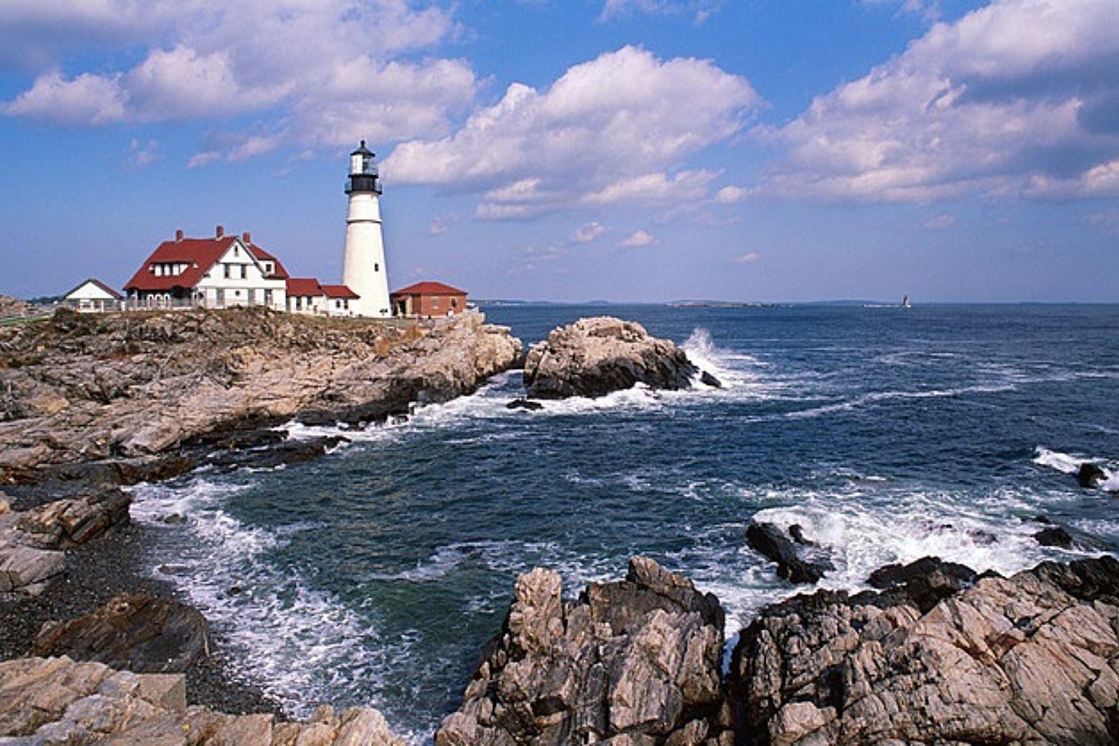 Lighthouse Wine Glass, Lighthouse Art, Portland Head Light, Maine
