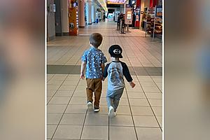 The Story of These Two Toddlers at a New Hampshire Airport Will Warm Your Heart