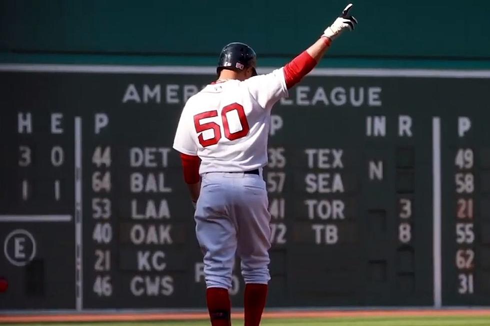 Poll: How should Sox fans treat Mookie in his return to Fenway?
