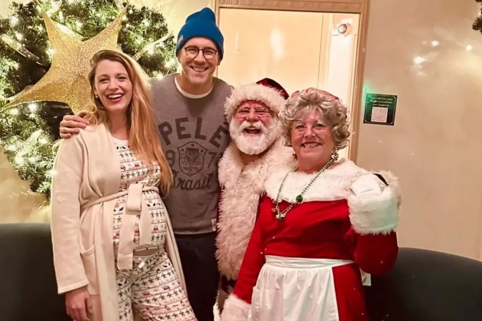 Ryan Reynolds and Blake Lively Met Santa in New England This Week