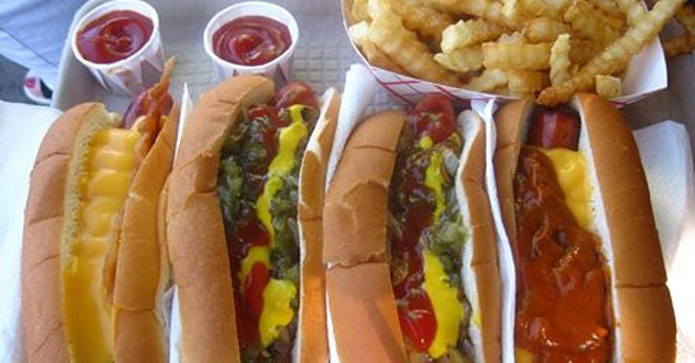 15 Best Hot Dogs in Maine