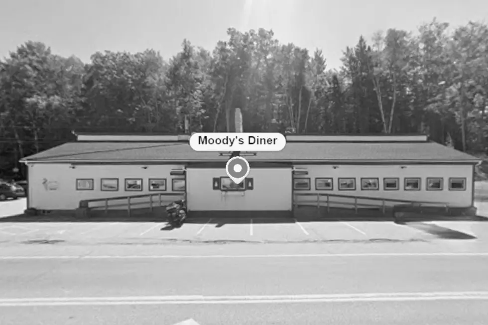 This Nearly 100-Year-Old Maine Diner Is Still a Road Trip Staple
