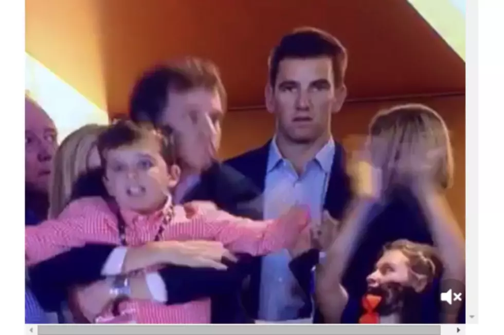Eli Manning Looked More Sad Than Cam Newton At The End Of The Super Bowl