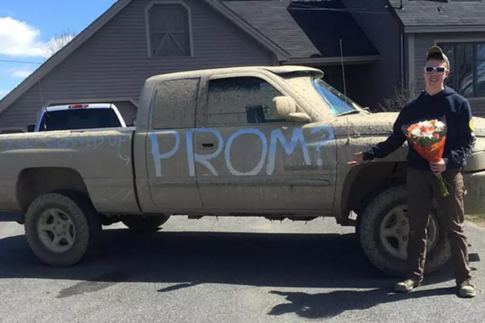 This is the Most Maine &#8216;Promposal&#8217; You&#8217;ve Ever Seen