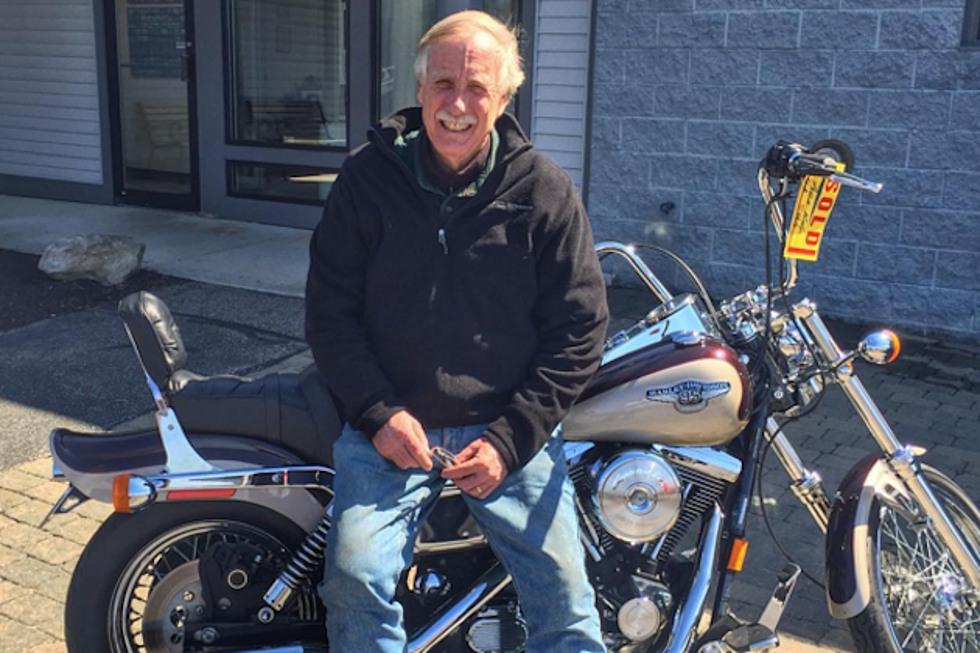 Angus King Buys a Harley