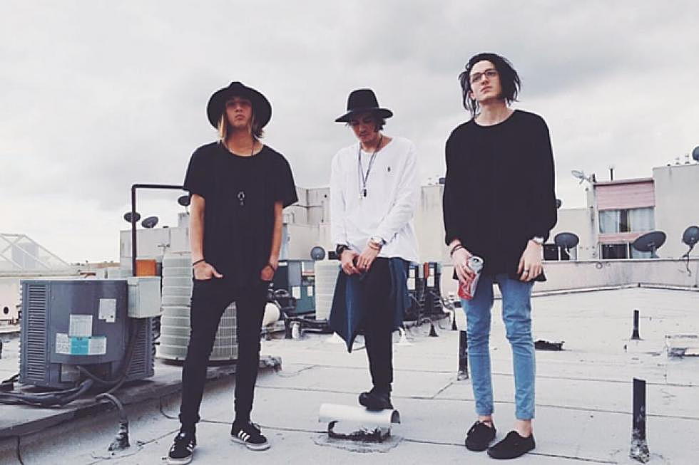 New Favorite Band: Chase Atlantic&#8217;s Sound is Perfect for Fans of The 1975, Troye Sivan