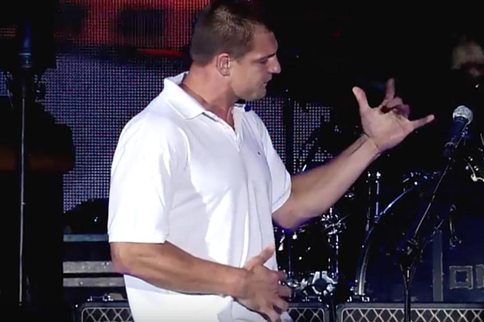 Rob Gronkowski Played a Mean (Air) Guitar On-Stage with Paul McCartney & Bob Weir