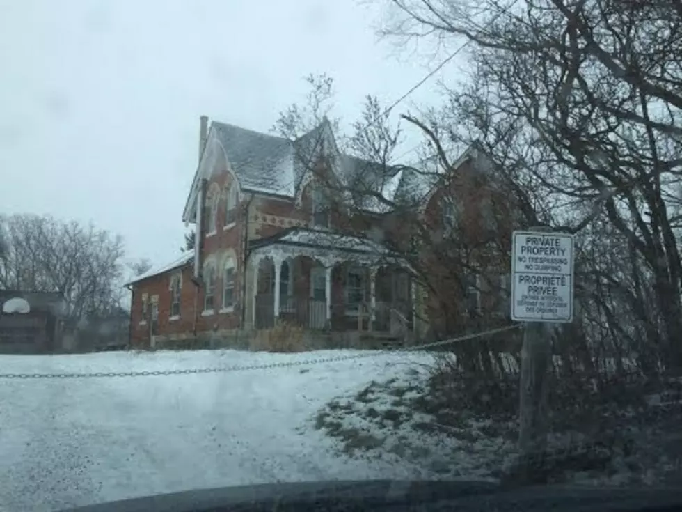 Take A Walk Through This Abandoned 1870 Victoria Style House In North Durham [VIDEO]
