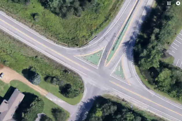 These Intersections in Maine Could Really Use a Traffic Light