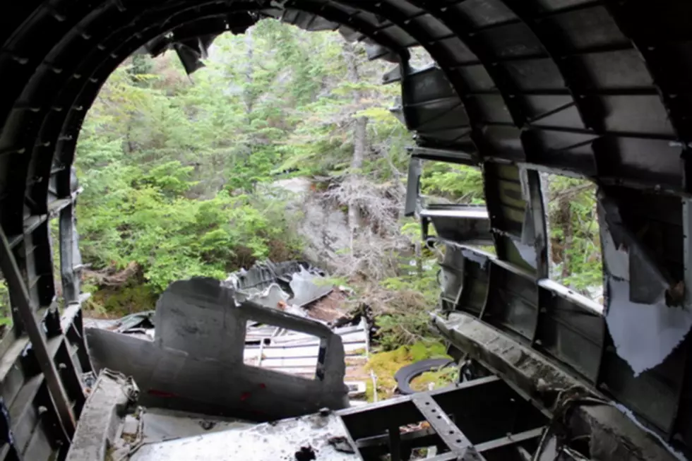 ROAD TRIP WORTHY: This New Hampshire Hike Will Lead You to 1950&#8217;s Plane Crash Wreckage