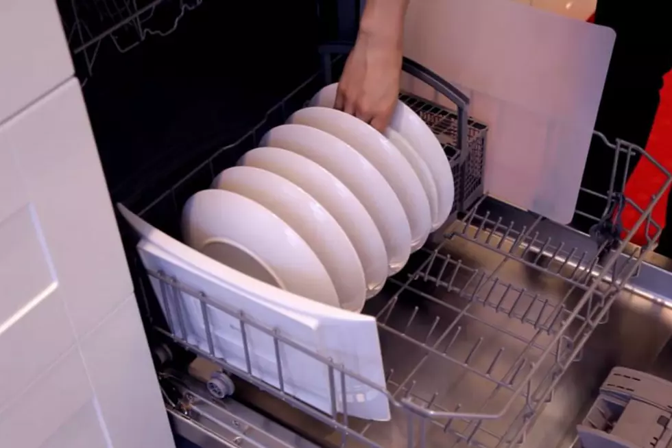 WATCH: Here’s The Proper Way to Load a Dishwasher