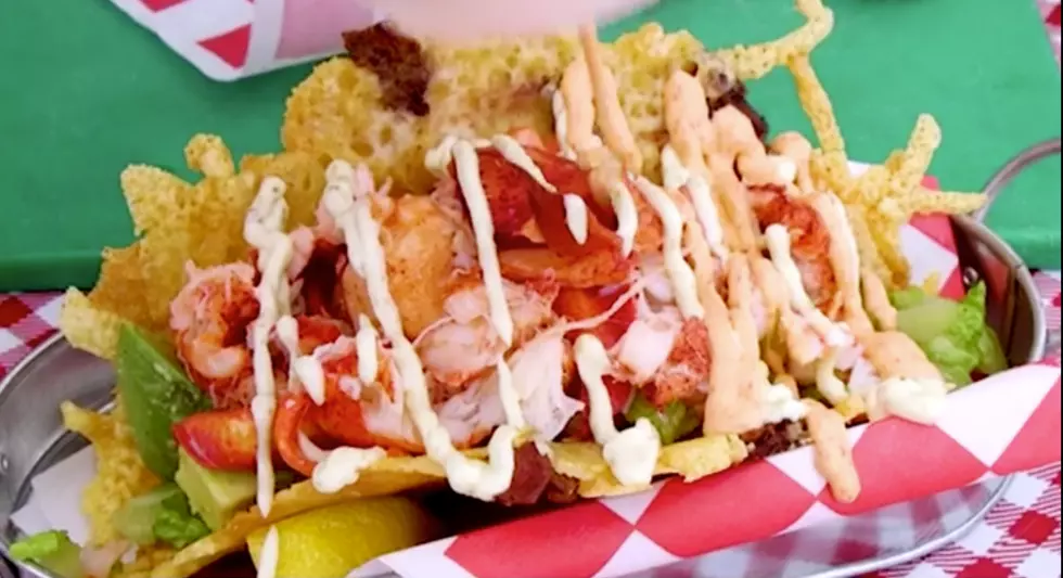 Watch: Portland’s High Roller Lobster Co. Serves This Lobster Roll on a Cheesy Bacon Taco Shell!