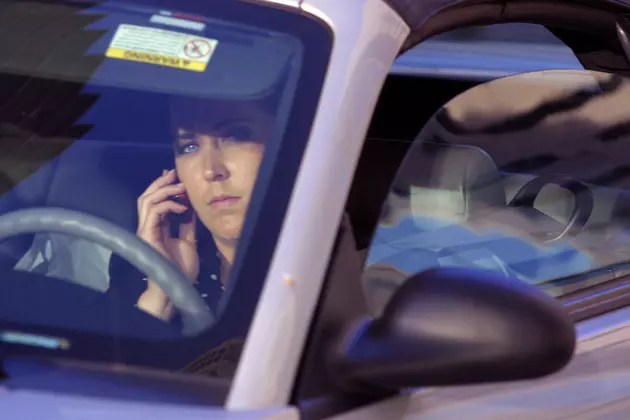 Lawmakers Propose Ban on Hand-Held Cell Phones in Parking Lots