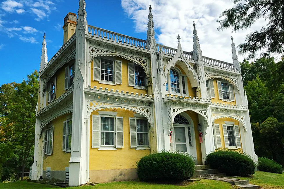 Kennebunk’s Famous Wedding Cake House is in ‘Ruins’ According to Recent Visitors