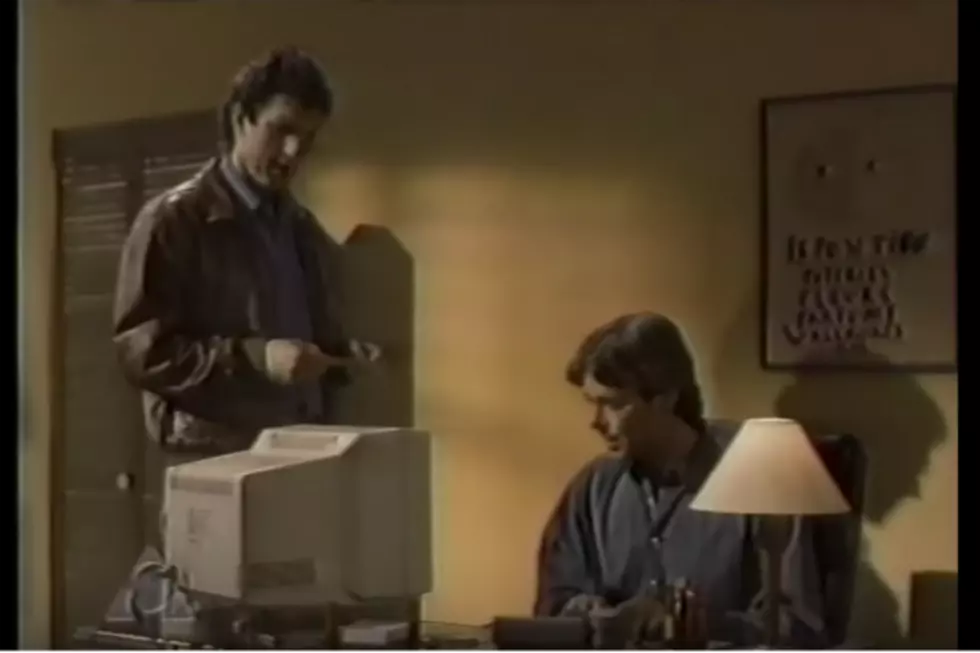 #TBT: Watch This TV Commercial From 1995 For America Online [VIDEO]
