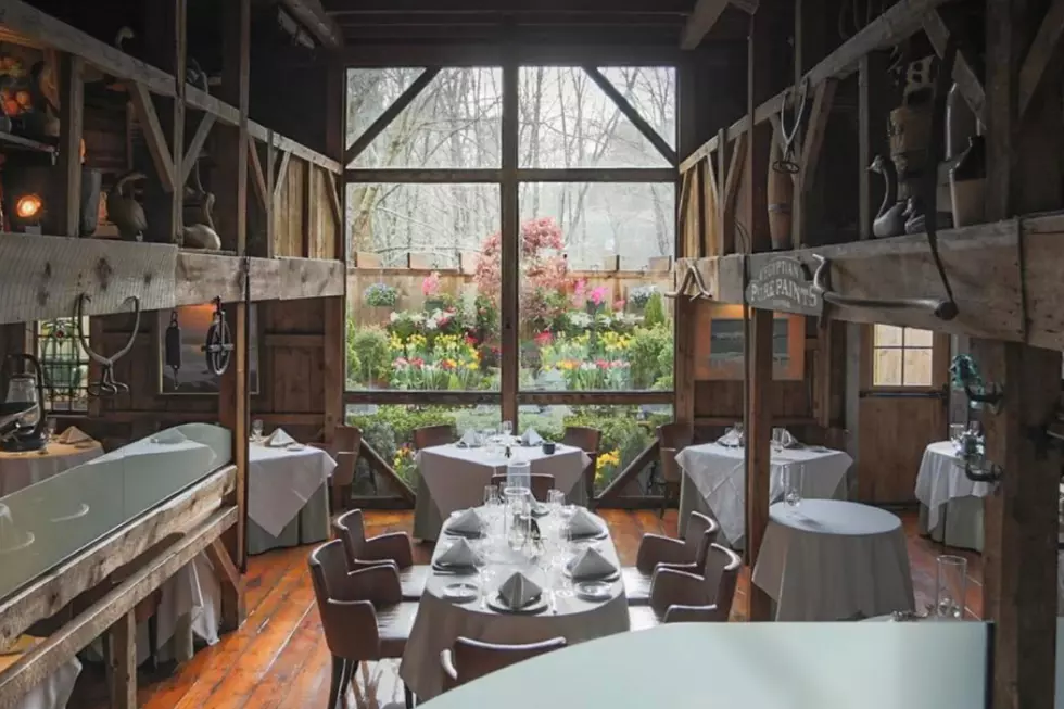 This Gorgeous Maine Restaurant is Straight from the Pages of a Romantic Love Story