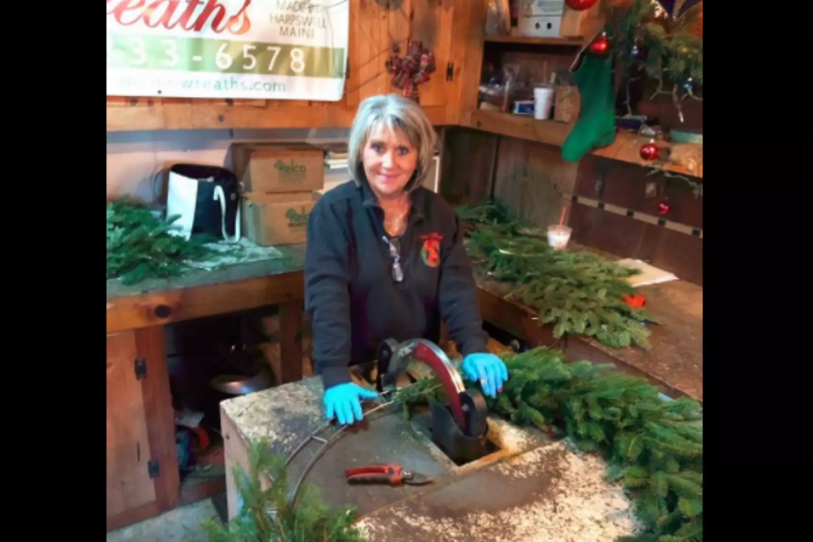 Mini Christmas Tree – Pam's Maine Wreaths