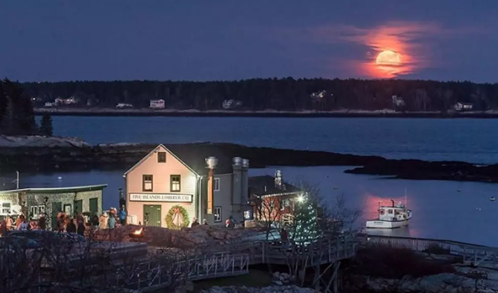 These Are The 10 Most Amazing December Supermoon Pictures from Across Maine