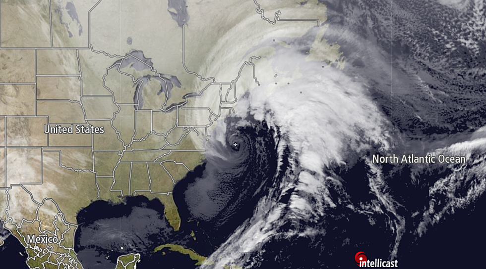 WATCH: ‘Bomb Cyclone’ Super Blizzard Forms Eye Over the Atlantic