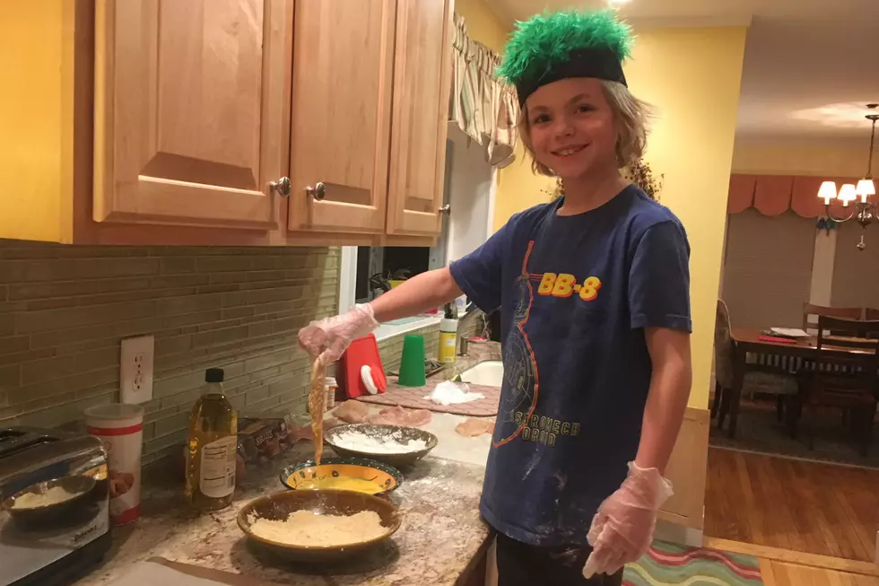 How to Clean a 9-Year-Old Kitchen Helper