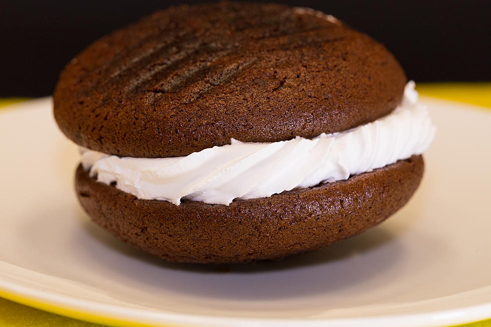 Find Out Why The Whoopie Pie Is So Popular In Maine [VIDEO]