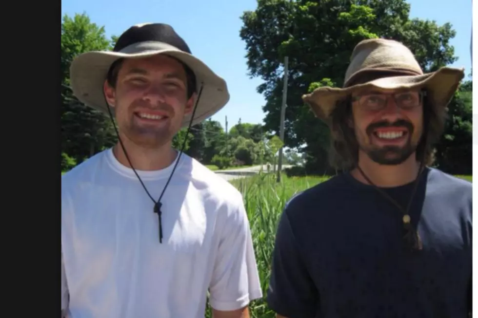 2 Guys Walk from Iowa to Maine for Clam Chowder?